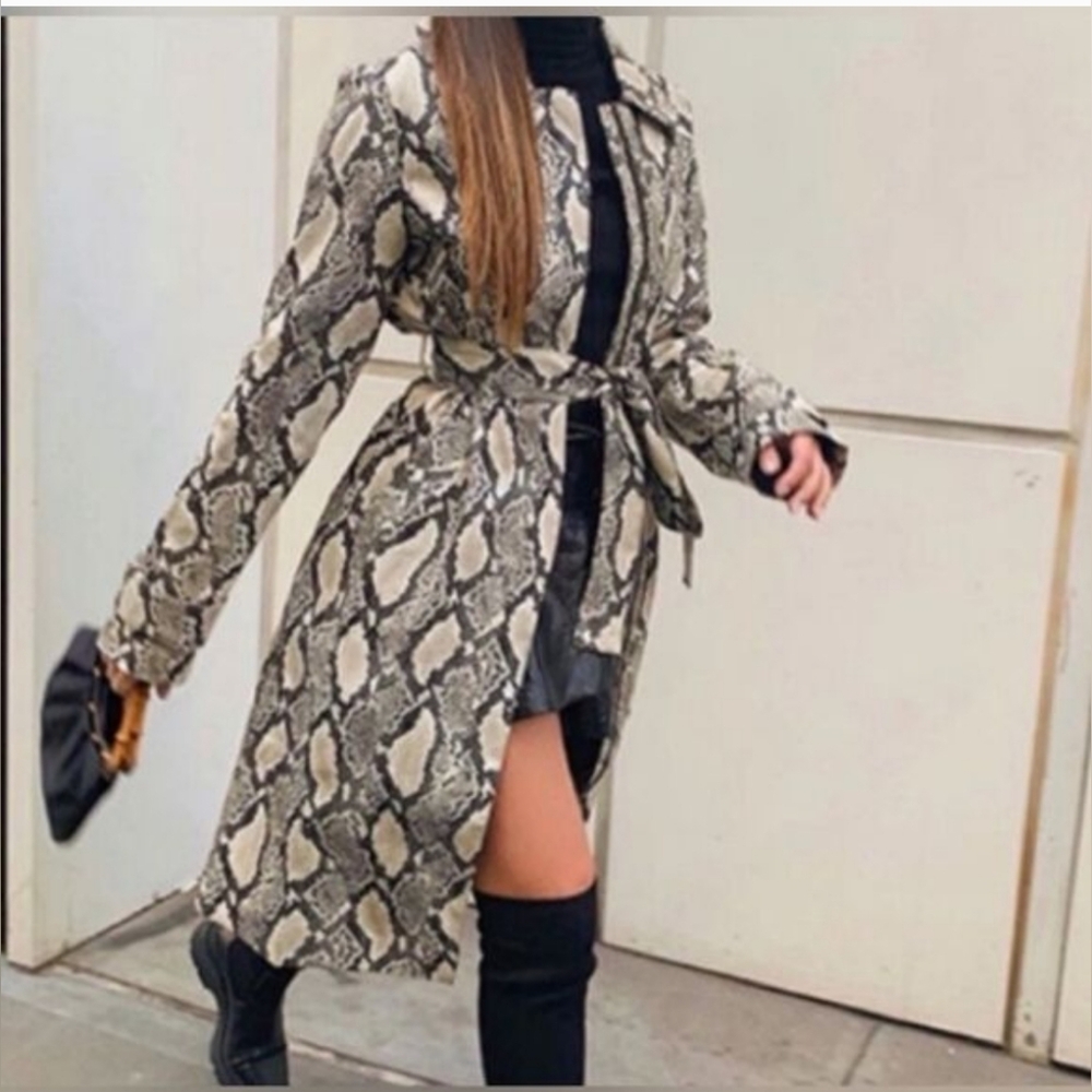 Choosy faux snakeskin, belted trench coat with zip front. NWT